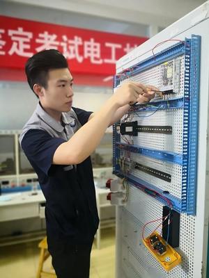 機(jī)電一體化與電子系統(tǒng)安裝工程 濰坊的“王牌專業(yè)”，引領(lǐng)行業(yè)11載風(fēng)華